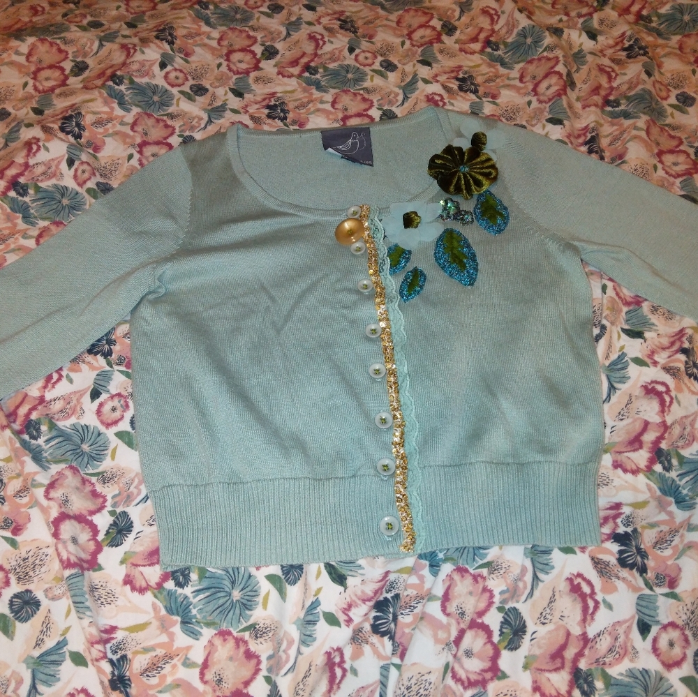 Knitted Dove Cardigan 3/4th Sleeves